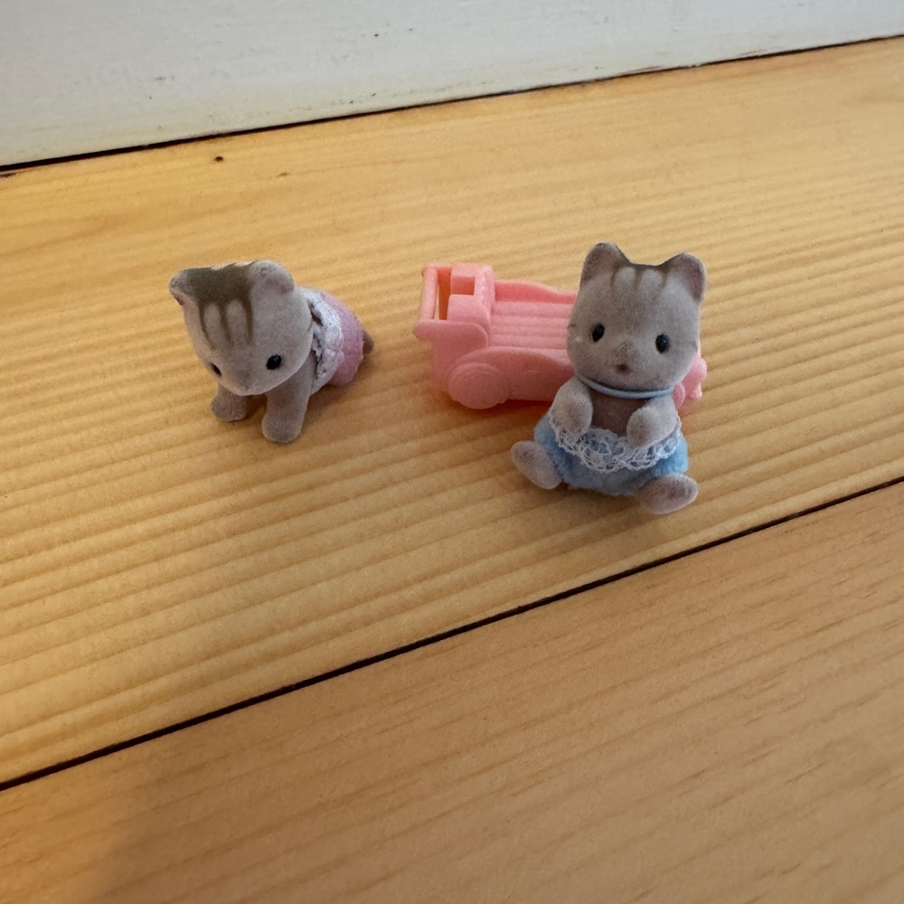 Calico Critter twin set - Picture 5 of 5